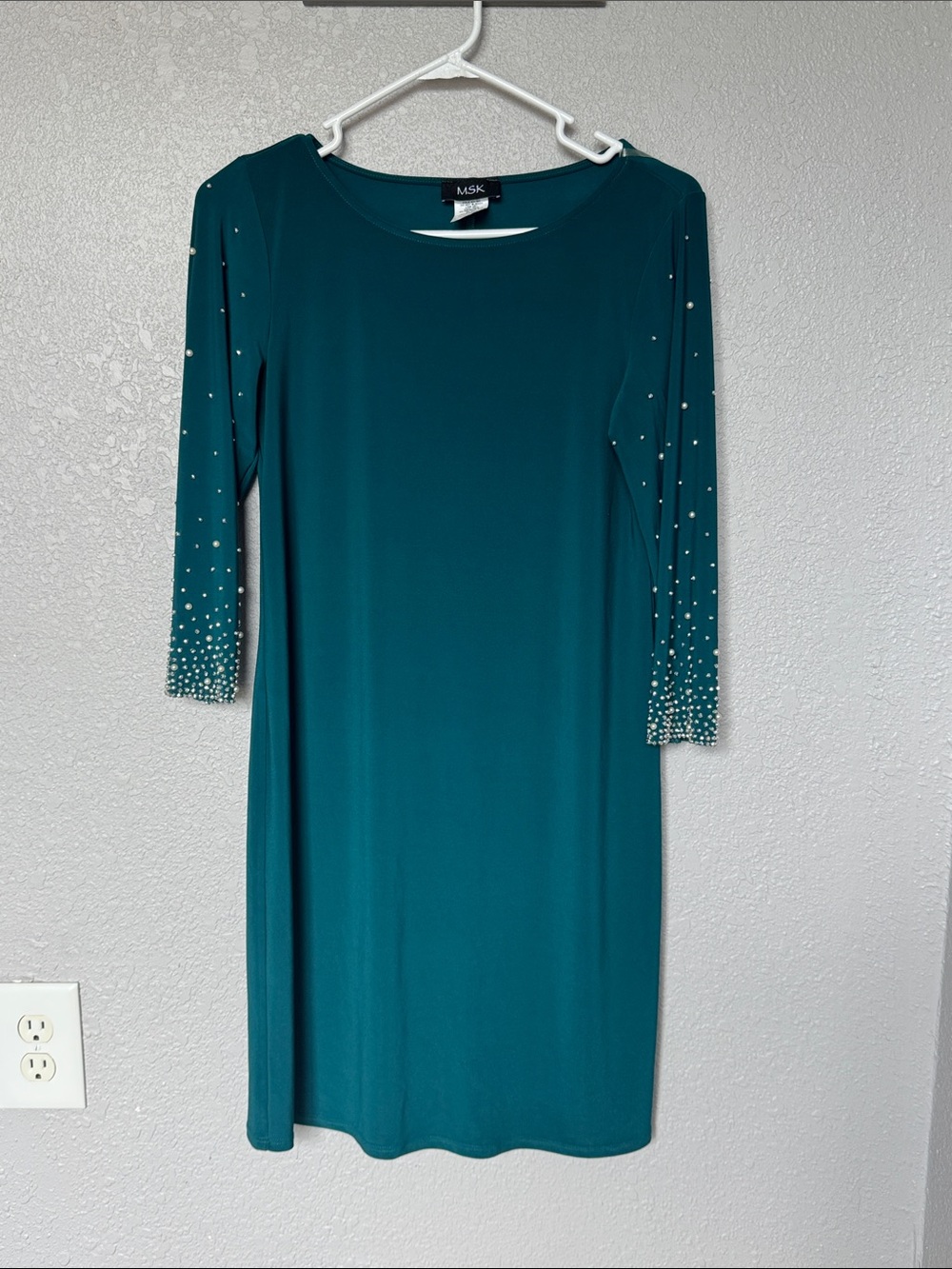 MSK Green Pearl-Accent Long-Sleeve Dress